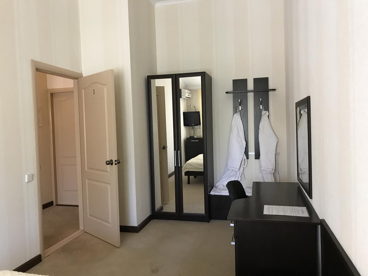 Hotel Allians Коблево Экстерьер фото
