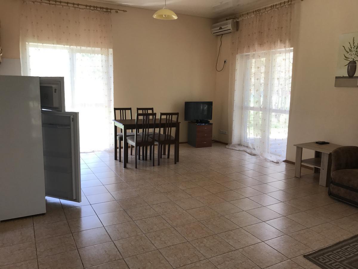 Hotel Allians Коблево Экстерьер фото